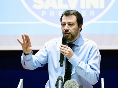 Le leader de la Ligue du nord Matteo Salvini lors d'un meeting à Milan (Italie) le 2 mars 2018 avant les élections législatives - MIGUEL MEDINA [AFP/Archives]