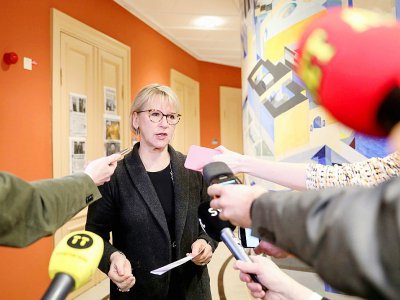 La ministre suédoise des Affaires étrangères Margot Wallstrom parle à des journalistes à Stockholm le 16 mars 2018, au lendemain d'une rencontre avec le chef de la diplomatie nord-coréenne Ri Yong Ho en visite en Suède - Soren ANDERSSON [TT News Agency/AFP]