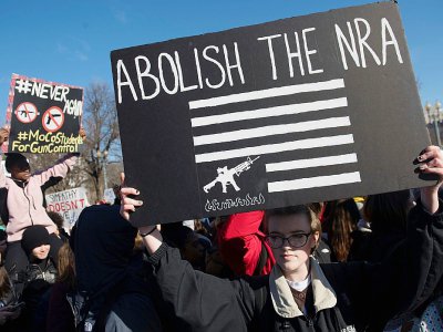 Des milliers de jeunes rassemblés à Washington le 14 mars 2018, en soutien aux survivants de la fusillade de Parkland - SAUL LOEB [AFP]