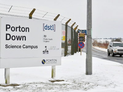 L'entrée du laboratoire de Porton down, le 19 mars 2018 - BEN STANSALL [AFP/Archives]