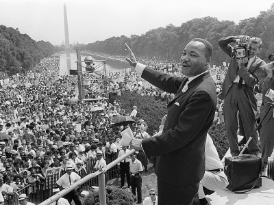 Martin Luther King en août 1963 à Washington. C'est là qu'il a partagé son "rêve" avec une foule immense à ses pieds - [AFP/Archives]