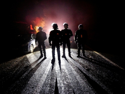 Des policiers anti-émeutes prêts à intervenir pour l'évacuation des zadistes à Notre-Dame-des-Landes, le 9 avril 2018 - LOIC VENANCE [AFP]