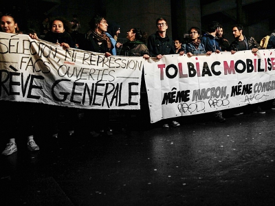 Des étudiants manifestent à Tolbiac à Paris le 12 avril 2018 - Ayoub BENKARROUM [AFP]