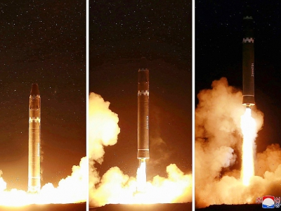 Image officielle, diffusée par l'agence nord-coréenne KCNA, du lancement d'un missile Hwasong-15 le 29 novembre 2017. - Handout [KCNA via KNS/AFP/Archives]