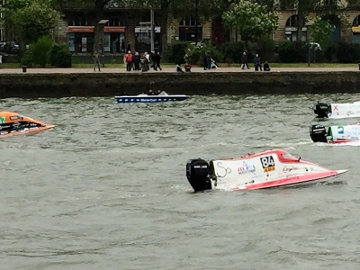 Les embarcations vont s'en donner à coeur-joie sur la Seine, pendant deux jours de compétition.  - Sylvain Letouzé