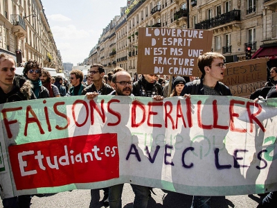 Des étudiants manifestent contre la réforme Vidal près de Normal Sup', le 3 mai 2018 à Paris - Christophe SIMON [AFP]