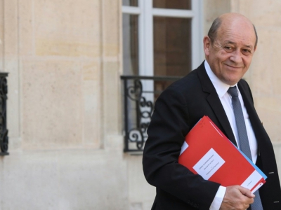 Le ministre des Affaires étrangères Jean-Yves Le Drian quitte le Palais de l'Elysée, à Paris, le 09 mai 2018 - CHRISTOPHE ARCHAMBAULT [AFP/Archives]