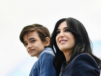 La réalisatrice libanaise Nadine Labaki et le jeune acteur syrien Zain al-Rafeea à Cannes le 18 mai 2018 - Anne-Christine POUJOULAT [AFP]