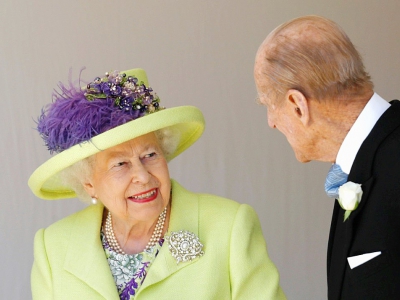 La reine Elizabeth et son époux Philip quittent l'église St George de Windsor, le 19 mai 2018 - Alastair Grant [POOL/AFP]