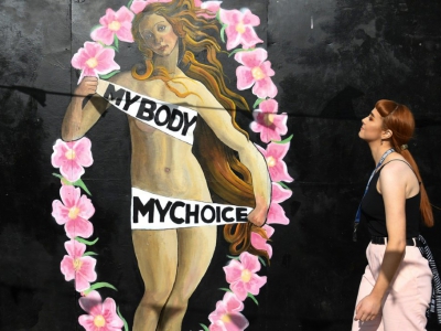 Peinture murale réalisée à l'occasion du référendum sur l'avortement en Irlande, le 11 mai 2018 à Dublin - Artur Widak [AFP/Archives]