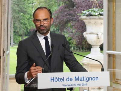 Le Premier ministre Edouard Philippe s'exprime à Matignon à Paris  le 25 mai 2018 après avoir reçu les syndicats de la SNCF - JACQUES DEMARTHON [AFP]