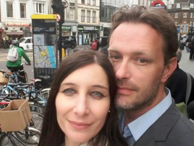 Christine Delcros et son compagnon Xavier Thomas à Borough High Street, près du London Bridge, lors d'une visite de Londres, le 2 juin 2016 - CHRISTINE DELCROS [CHRISTINE DELCROS/AFP/Archives]