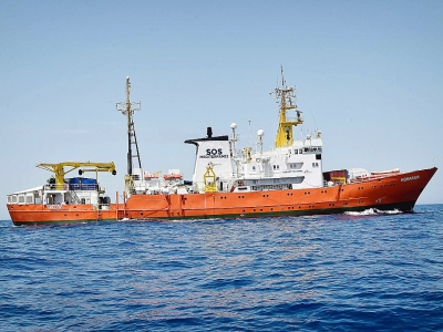 Le navire de sauvetage Aquarius, le 6 mai 2018 au large de la Libye - LOUISA GOULIAMAKI [AFP/Archives]