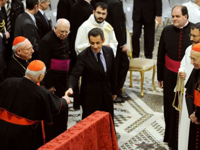 Le président Nicolas Sarkozy devient le 20 décembre 2007 au Vatican chanoine de la basilique Saint-Jean-de-Latran, un titre accordé systématiquement aux chefs de l'Etat français - ERIC FEFERBERG [AFP/Archives]