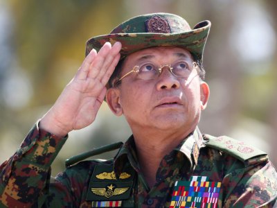 le chef de l'armée birmane Min Aung Hlaing, le 3 février 2018 dans la région d'Ayeyarwaddy - STR [POOL/AFP/Archives]
