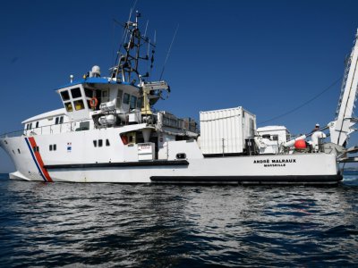 Le navire André Malraux, depuis lequel sont menées les recherches pour retouver les épaves de La Cordeliere et du Regent, le 29 juin 2018 - Fred TANNEAU [AFP]