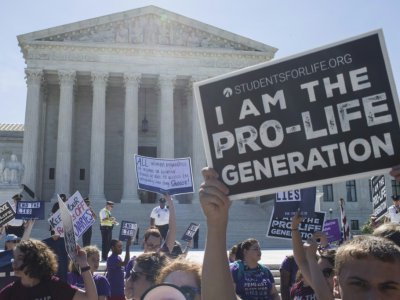 Des manifestants anti-avortement devant la Cour suprême, à Washington, le 25 juin 2018 - Zach Gibson [GETTY IMAGES NORTH AMERICA/AFP]