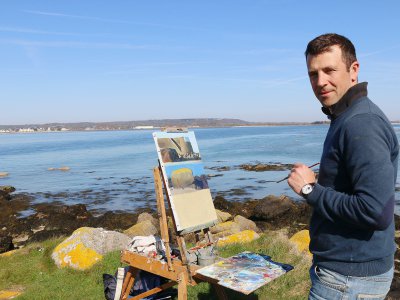 Olivier Desvaux, 35 ans, est le dernier peintre à avoir intégré le corps des peintres. Il est installé en Seine-Maritime. - Célia Caradec