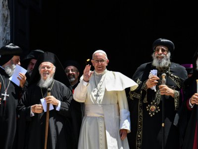 Le pape François et des patriarches des Eglises du Moyen-Orient ont appelé à une aide internationale au retour des réfugiés syriens dans leur pays, le 7 juillet 2018 à Bari. - Alberto PIZZOLI [AFP]
