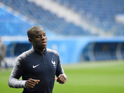 N'Golo Kanté, à l'entrainement avec l'Equipe de France, le 9 juillet 2018 à Saint-Pétersbourg - GABRIEL BOUYS [AFP]