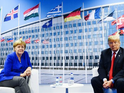 Angela Merkel et Donald Trump au sommet de l'Otan à Bruxelles, le 11 juillet 2018 - Brendan Smialowski [AFP/Archives]