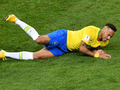 L'attaquant brésilien Neymar en quart de finale du Mondial face aux Belges, à Kazan, le 6 juillet 2018 - SAEED KHAN [AFP/Archives]