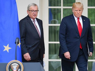 Le président américain Donald Trump et le président de la Commission européenne Jean-Claude Juncker à la Maison Blanche, à Washington le 25 juillet 2018 - SAUL LOEB [AFP]