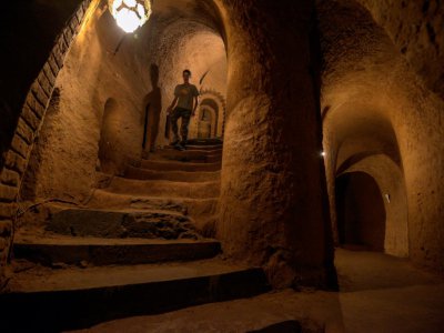 Levon Arakelian a creusé un réseau de caves et tunnels pendant plus de 23 ans, sous sa maison d'Arinj en Arménie - KAREN MINASYAN [AFP/Archives]