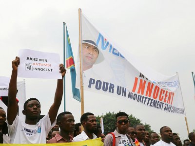 Des partisans de l'opposant congolais en exil Moise Katumbi manifestent à Kinshasa, le 27 juin 2018 en RDC - SAMIR TOUNSI [AFP/Archives]