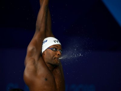 Le Français Mehdy Metella se prépare à disputer la finale du 100 m de l'Euro de natation à Glasgow, le 5 août 2018 - FRANCOIS XAVIER MARIT [AFP]