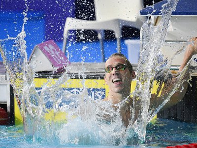 Le Suisse Jérémy Desplanches fête son succès en finale du 200 m 4 nages, le 6 août 2018 aux Championnats d'Europe à Glasgow - FRANCOIS XAVIER MARIT [AFP]