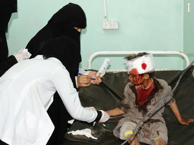 Un enfant soigné dans un hôpital après une frappe qui a tué 29 enfants et blessé d'autres dans le nord du Yémen le 9 août 2018 - STRINGER [AFP]
