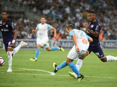L'attaquant de Marseille Valere Germain inscrit un but lors de la réception de Toulouse le 10 août 2018 - Boris HORVAT [AFP]