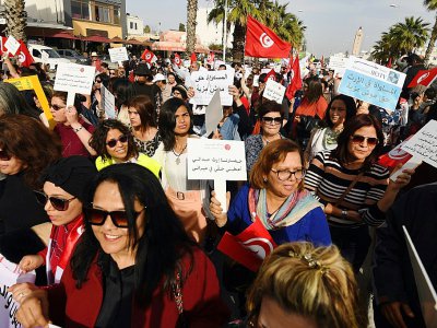 Des femmes tunisiennes manifestent pour l'égalité dans l'héritage, le 10 mars 2018 à Tunis - FETHI BELAID [AFP/Archives]
