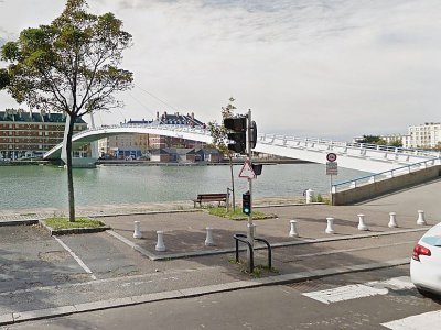La passerelle du bassin du commerce du Havre (Seine-maritime) - Google Maps