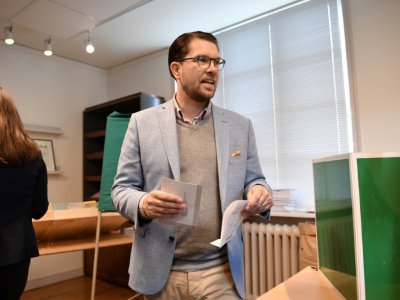 Jimmie Akesson, chef du parti anti-immigration Démocrates de Suède, vote le 9 septembre 2018 à Stockholm - Stina STJERNKVIST [TT NEWS AGENCY/AFP]
