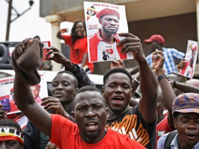 Partisans du chanteur et opposant ougandais Bobi Wine, Kampala, 27 août 2018 - ISAAC KASAMANI [AFP]