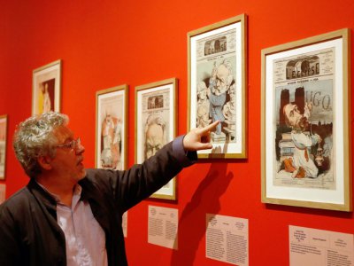 Vincent Gille, commissaire de l'exposition "Caricatures, Hugo à la une" dans la maison de Victor Hugo à Paris, le 12 septembre 2018 - FRANCOIS GUILLOT [AFP]
