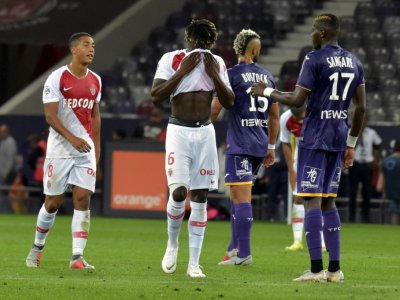 Le milieu de terrain de Monaco Youri Tielemans (g) buteur lors du match nul 1-1 à Toulouse en 5e journée de L1 le 15 septembre 2018 - PASCAL PAVANI [AFP]