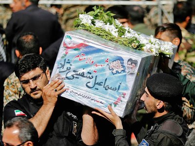 Le cercueil d'une des victimes de l'attentant d'Ahvaz, dans le sud-ouest de l'Iran, lors des funérailles, le 24 septembre 2018 - ATTA KENARE [AFP]