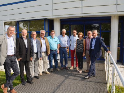 Laurent Beauvais avec l'équipe des vice-présidents d'Argentan-Intercom. - Eric Mas