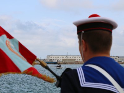 Un dernier regard sur la base navale de Cherbourg... - Célia Caradec