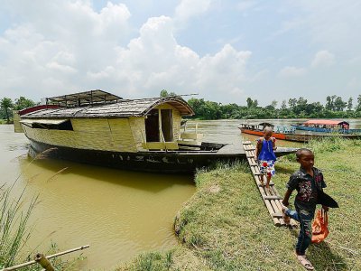 L'école flottante de Chalan Beel, le 4 septembre 2018 au Bangladesh - Munir UZ ZAMAN [AFP]