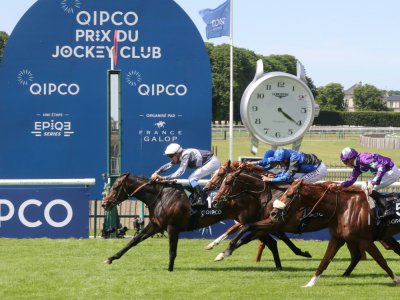 Le cheval Study Of Man remporte le Prix du Jockey-Club à Chantilly, le 3 juin 2018 - JACQUES DEMARTHON [AFP/Archives]