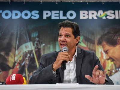 Le candidat du Parti des Travailleurs à l'élection présidentielle brésilienne Fernando Haddad, le 18 octobre 2018 - NELSON ALMEIDA [AFP/Archives]