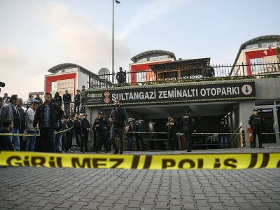 La police turque interdit l'accès, le 22 octobre 2018, à un parking souterrain d'Istanbul où elle a retrouvé un véhicule du consulat saoudien équipé d'une plaque d'immatriculation diplomatique - OZAN KOSE [AFP]