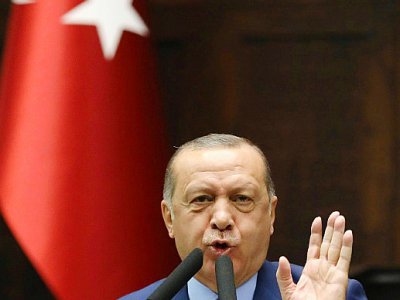 Le président turc Recep Tayyip Erdogan a une nouvelle fois appelé appelé Ryad à identifier les commanditaires de l'assassinat de Jamal Khashoggi, le 30 octobre 2018 - ADEM ALTAN [AFP]