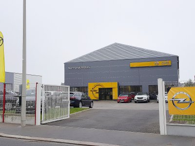 La concession Normandy Motors Opel du Havre, rue Gustave Brindeau. - Normandy Motors