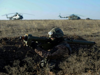 Manoeuvres militaires ukrainiennes près du village d'Urzuf non loin de Marioupol dans l'est, le 29 novembre 2018 - Sega VOLSKII [AFP]