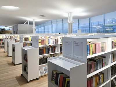 Des rayonnages de la nouvelle bibliothèque Oodi à Helskinki, le 30 novembre 2018 - Markku Ulander [Lehtikuva/AFP]